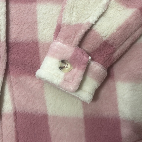 New Aeropostale fleece top. Chest and side pockets 4 - Picture 3 of 5